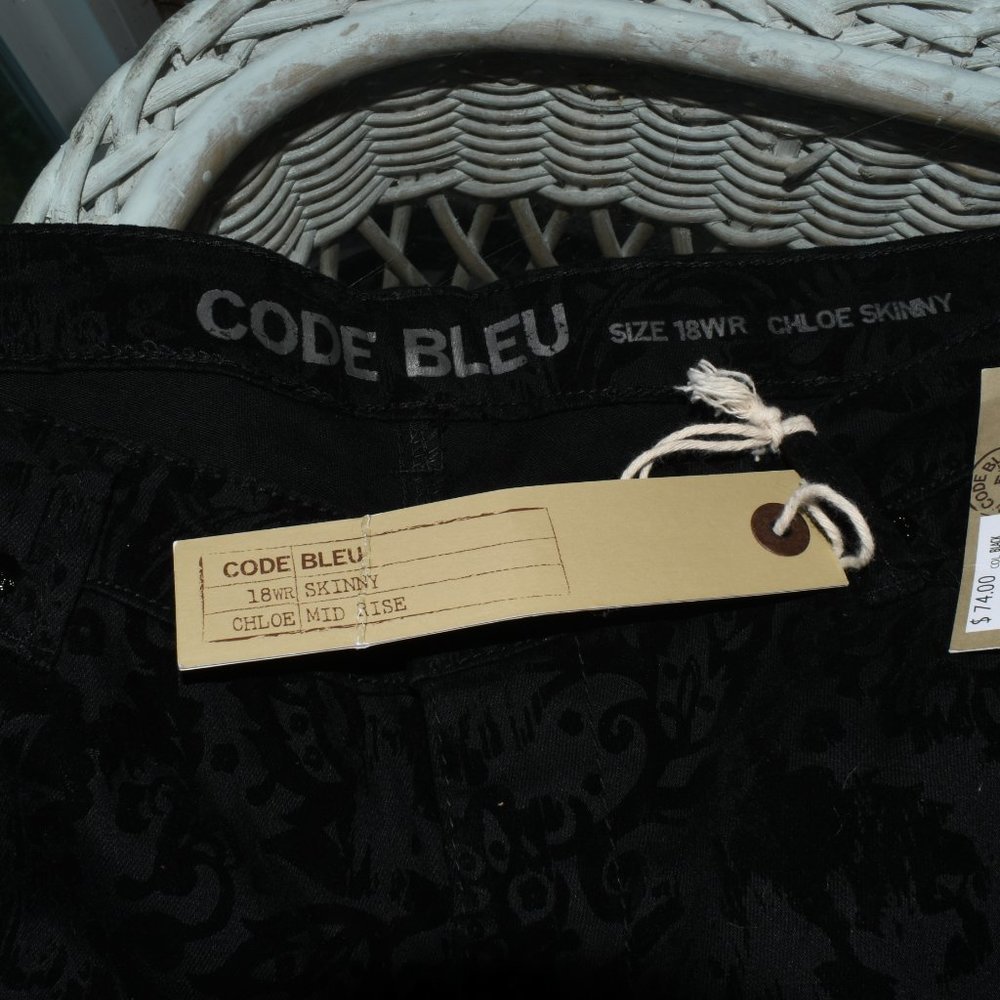 CODE Bleu Skinny Pants NWT - Picture 5 of 6